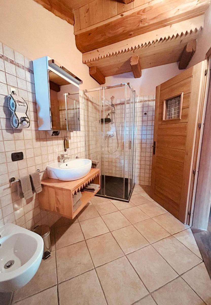 Hibou Chambres - Cogne Rum bild