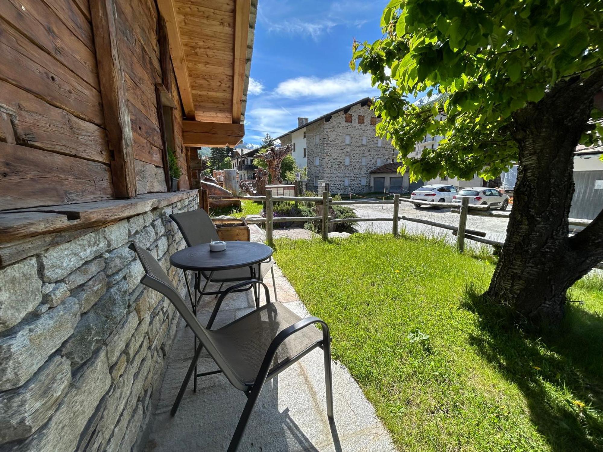 Hibou Chambres - Cogne Exteriör bild